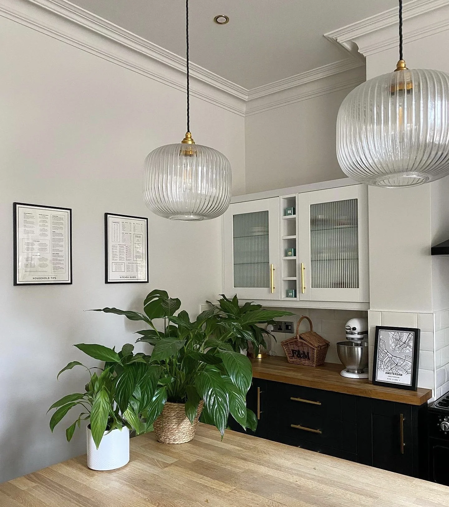 Glass pendant outlet chandelier